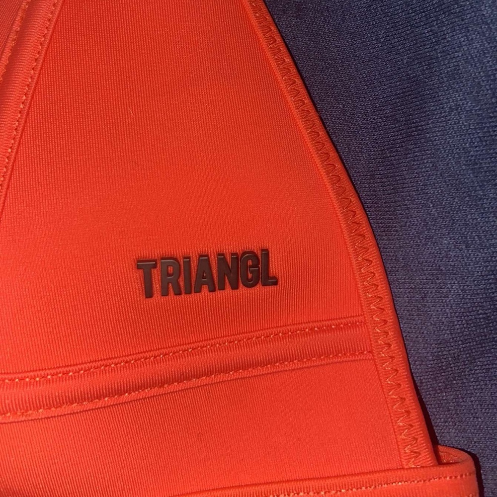 Super cute size large triangl swimsuit top!